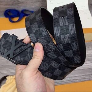 black checkered louis belt